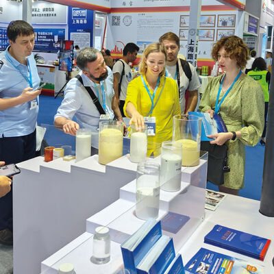 Oil Soluble PU Injection Foam Polyurethane Grouting Material Oil Based Grouting Agent